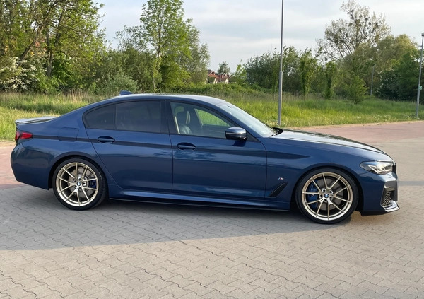 BMW Seria 5 cena 259999 przebieg: 57000, rok produkcji 2020 z Szczecin małe 92